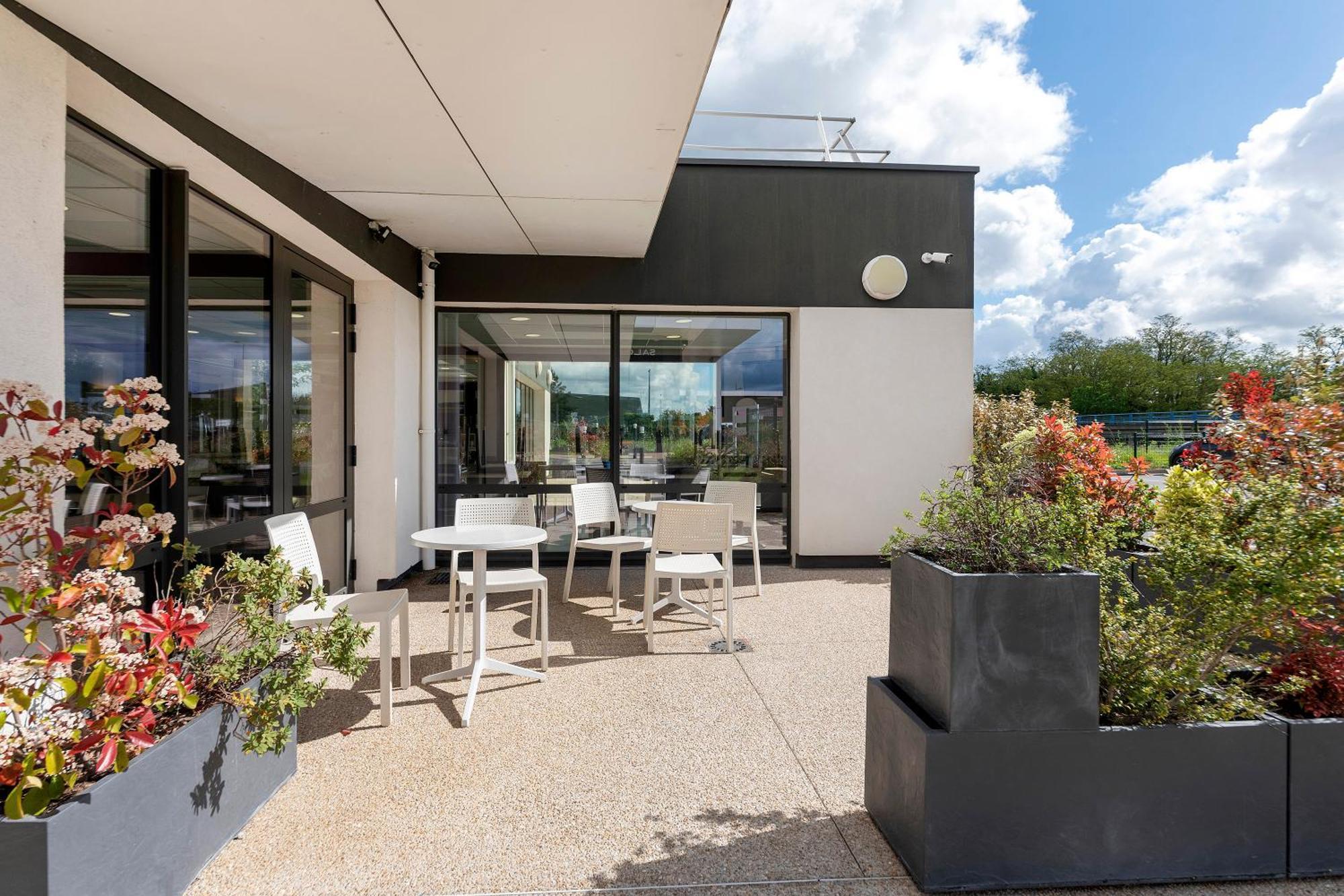 Ace Hotel Paris Sud Villabe Екстериор снимка