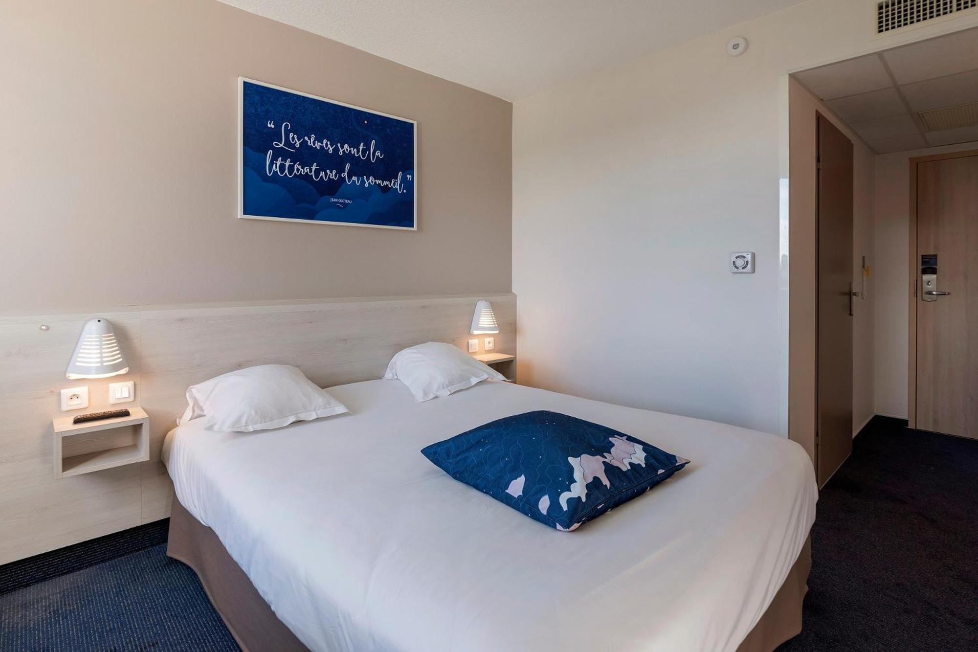 Ace Hotel Paris Sud Villabe Екстериор снимка