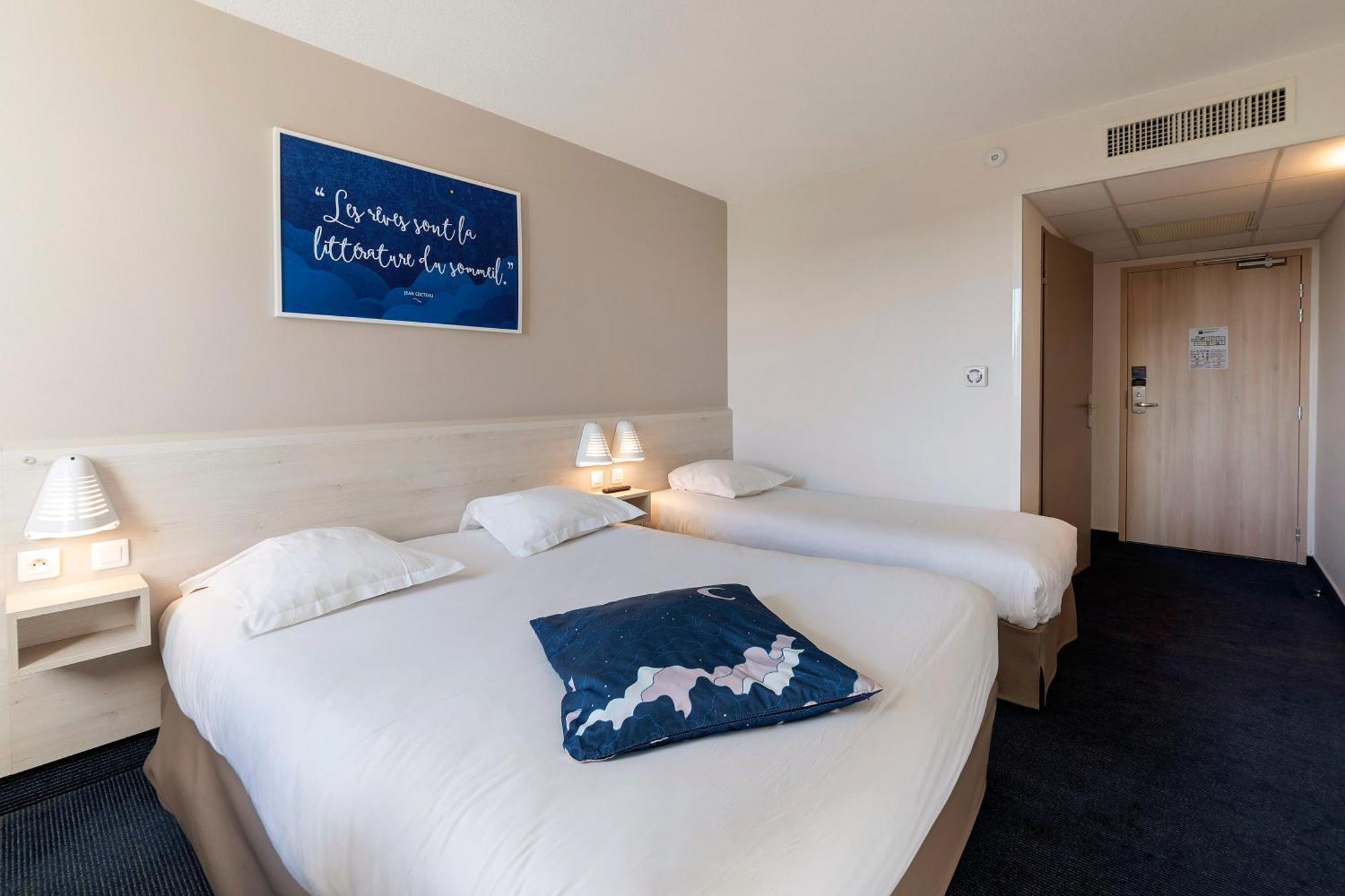 Ace Hotel Paris Sud Villabe Екстериор снимка