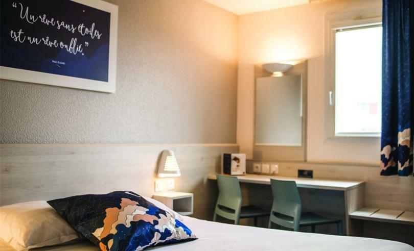Ace Hotel Paris Sud Villabe Екстериор снимка