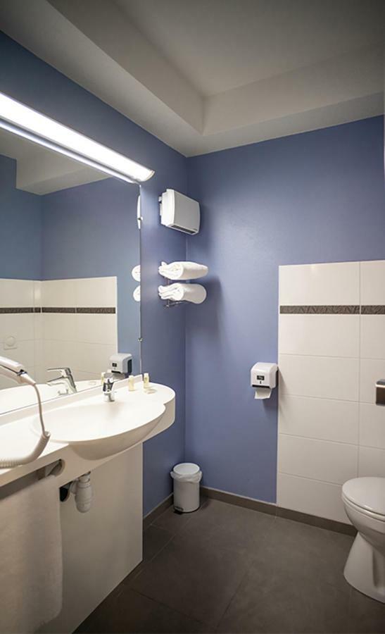 Ace Hotel Paris Sud Villabe Екстериор снимка